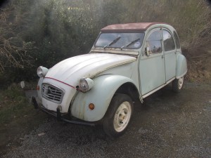 Citroen 2cv rusty